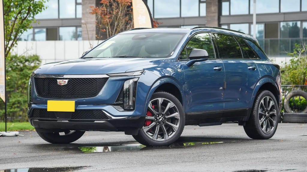 Cadillac XT5 цена и комплектации (2025 г.)