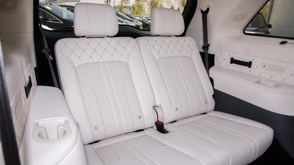 WEY V9X PHEV (10)