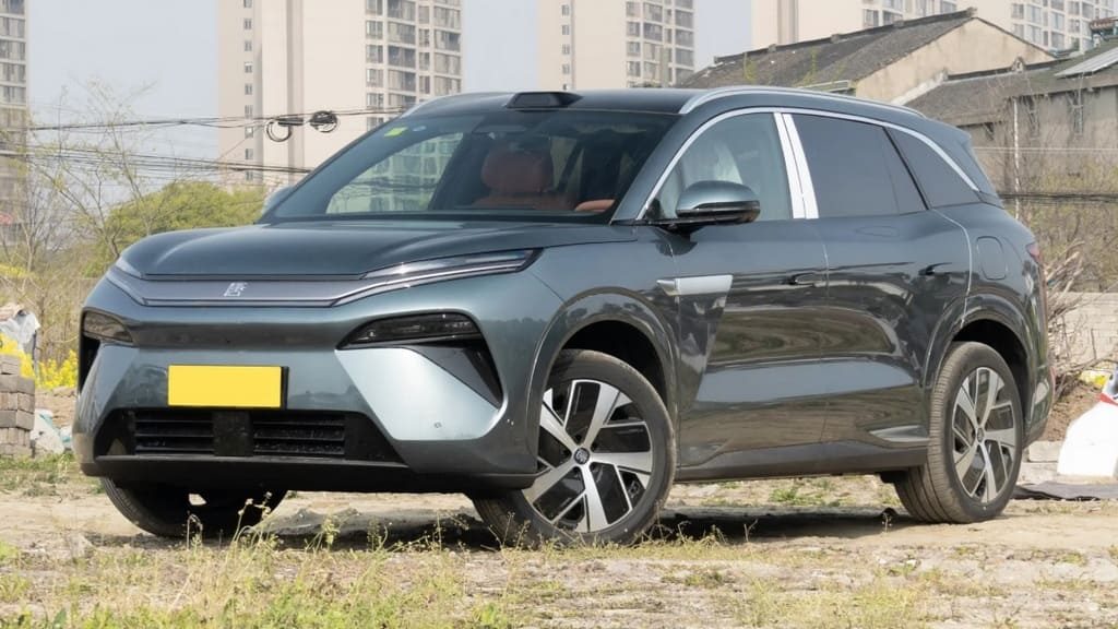 BYD Tang L EV
