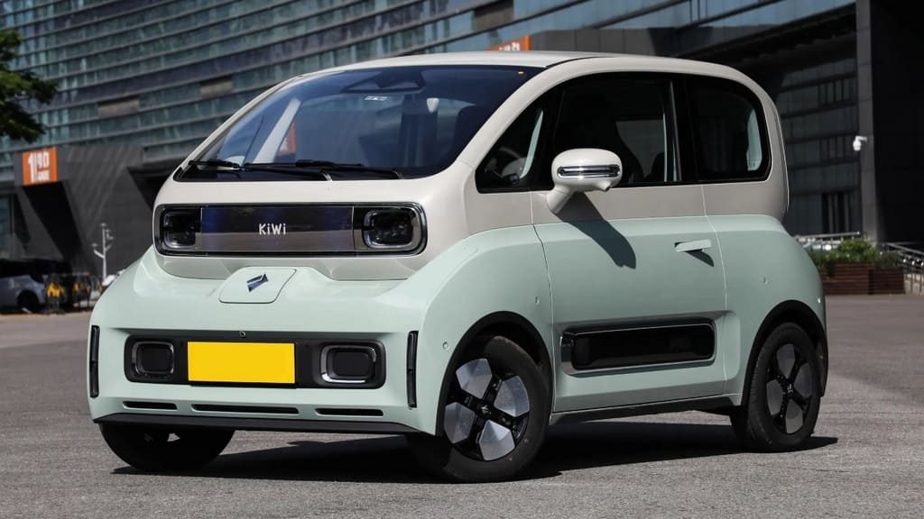 Baojun E300 (KiWi EV)