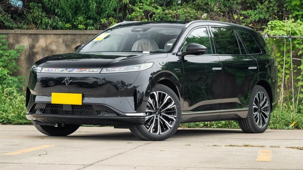 Новый Dongfeng Yipai eπ 008 электро (2026 г.) цена и комплектации