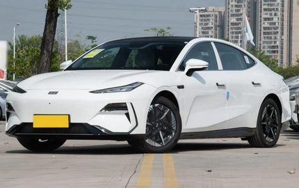 Geely Galaxy E8