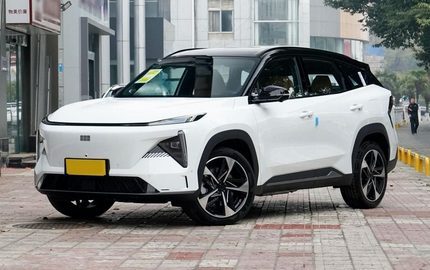 Geely Galaxy L7