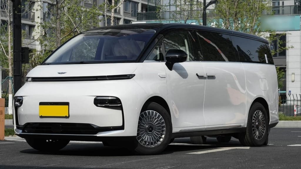 Geely Galaxy Yizhen L380