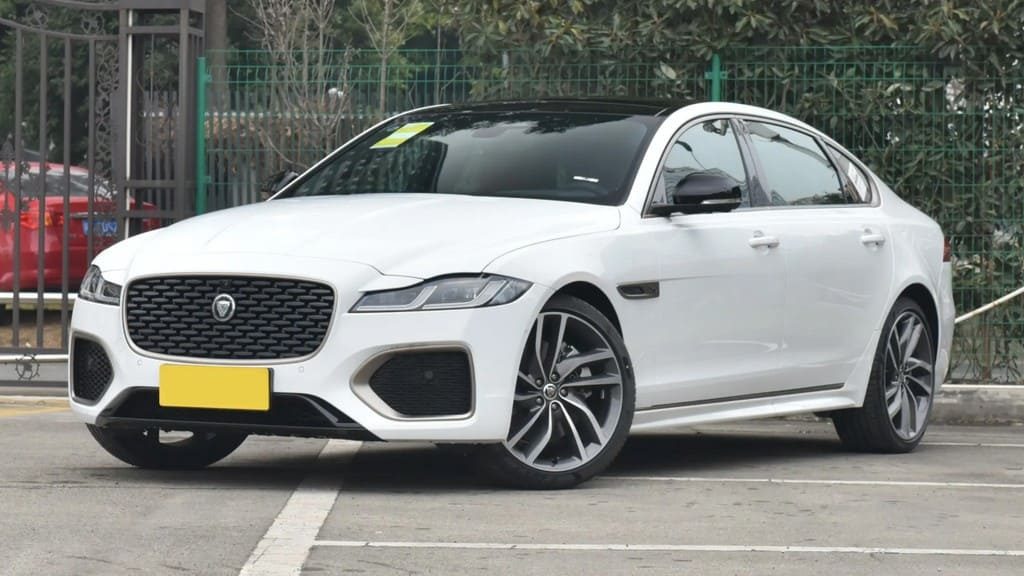 Jaguar XFL