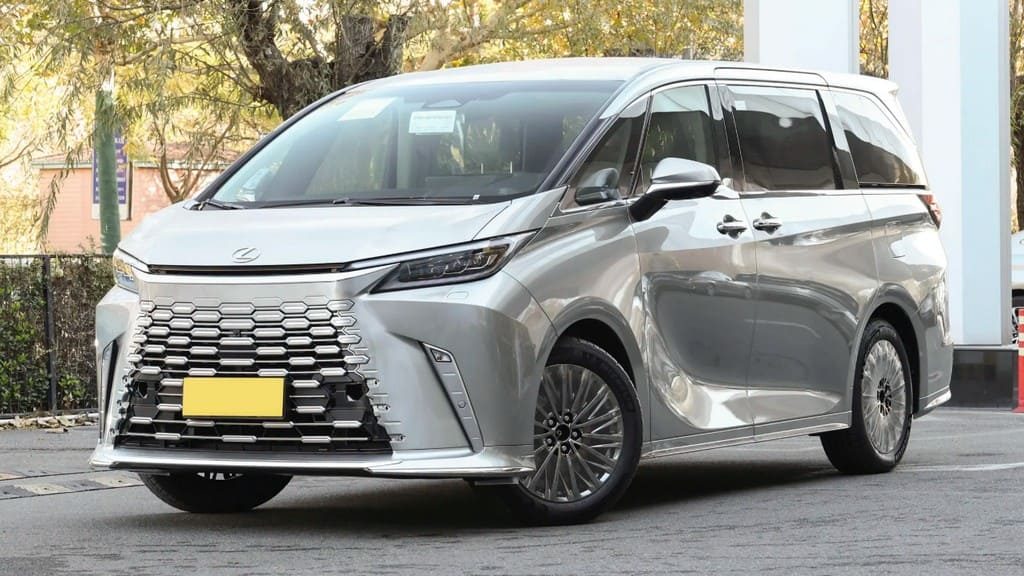 Lexus LM