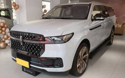 Lincoln Navigator