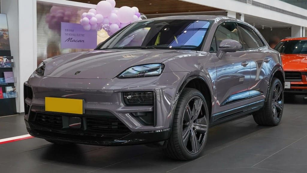 Porsche Macan EV