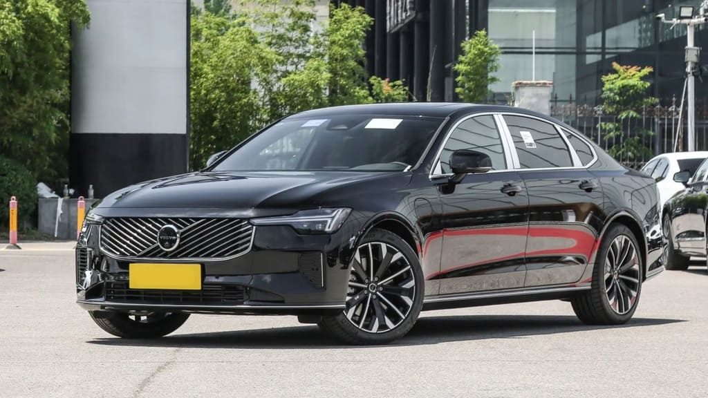 Volvo S90 hybrid