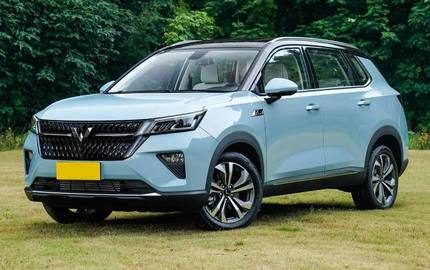 Wuling Asta