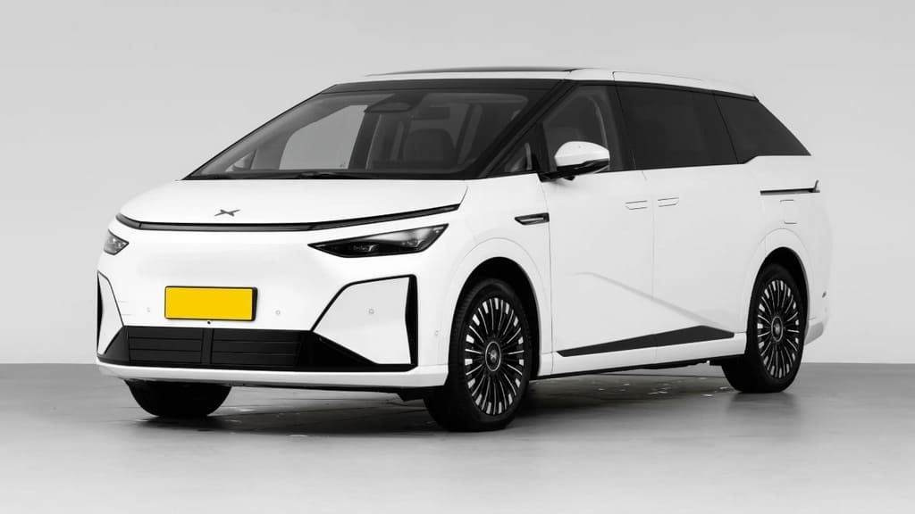 Xpeng X9 hybrid