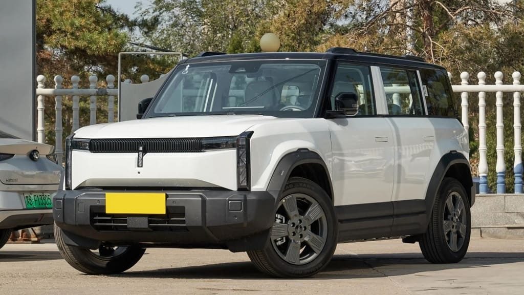 iCAR 03